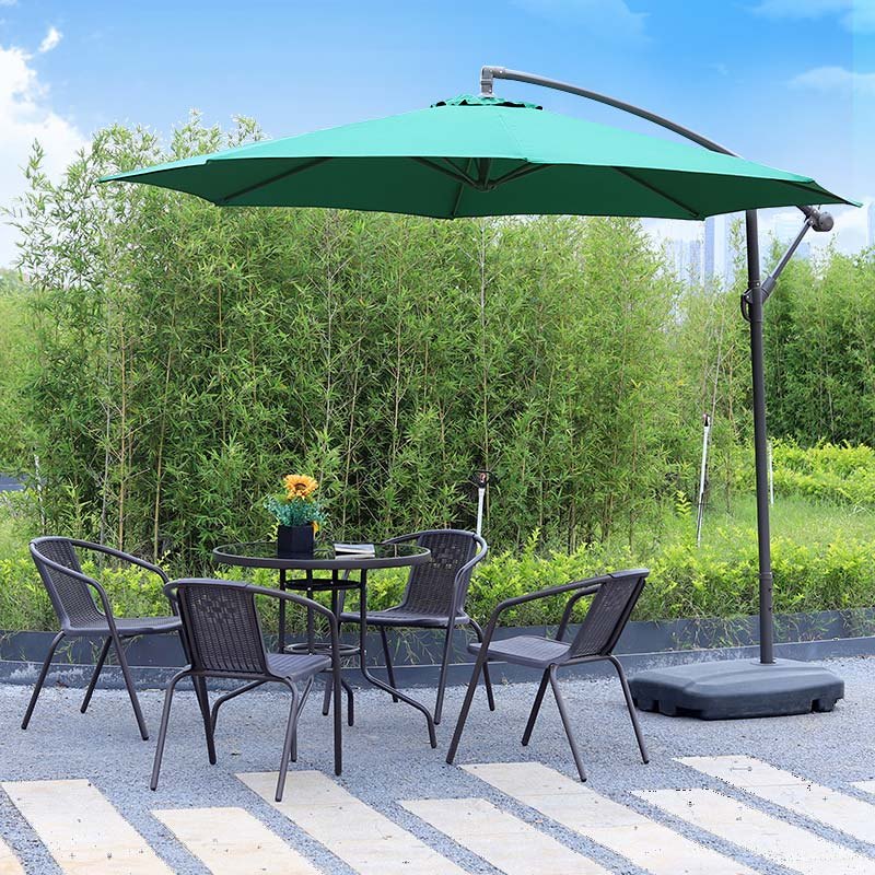 Ô dù lệch tâm tròn 3m màu xanh rêu che bàn cafe tròn sân vườn